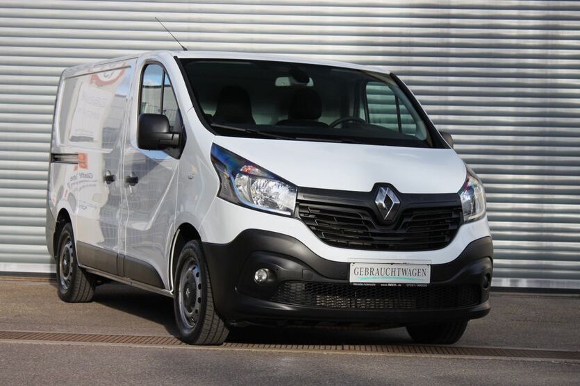 Renault Trafic 125.770 km 13.480 € Sindelfingen 71065