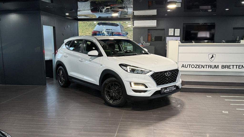 Hyundai TUCSON 69.180 km 17.990 &euro; Bretten 75015