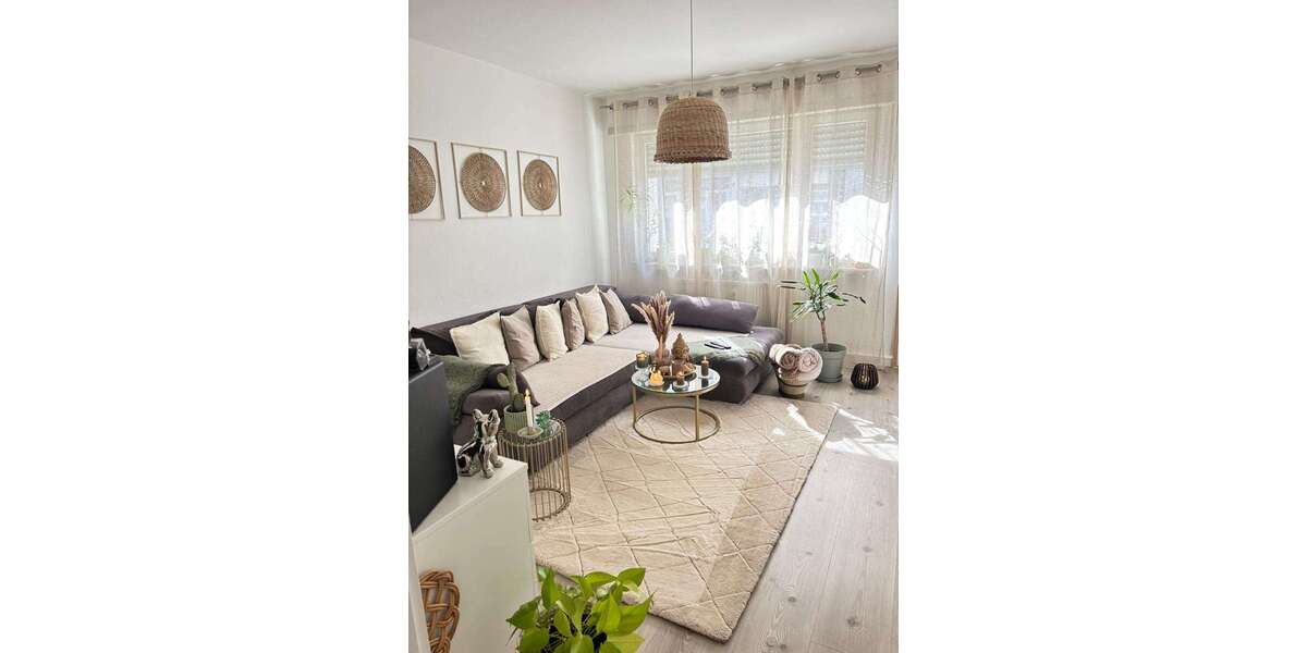 Etagenwohnung Pforzheim Innenstadt - 2 Zimmer, 64 m&sup2;, 600&euro; | Angebot:25633463