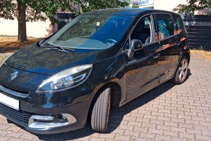 Renault Scenic 180.567 km 3.900 &euro; ettlingen 76275