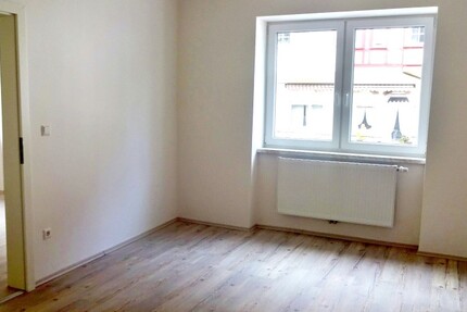 Großzügige 1,5-Zimmer-Wohnung in zentrumsnahem KFW-Effizienzhaus (Mietdauer: min 4 Jahre) - Wohnung Bad Herrenalb | Angebot:27384243