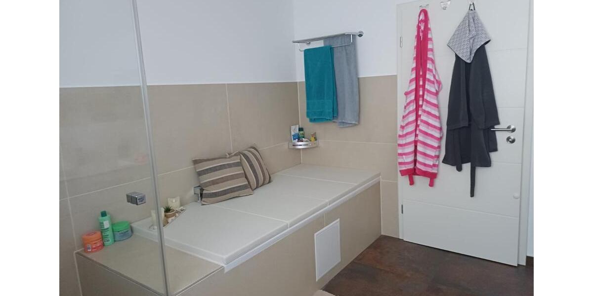 Doppelhaushälfte Gerlingen - 4 Zimmer, 110 m&sup2;, 900.000&euro; | Angebot:27245543