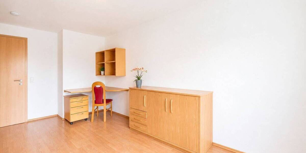 Etagenwohnung Renningen - 3 Zimmer, 81 m&sup2;, 360.000&euro; | Angebot:26825915