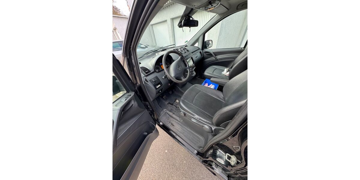 Mercedes-Benz Vito 228.569 km 8.700 &euro; Sindelfingen 71065