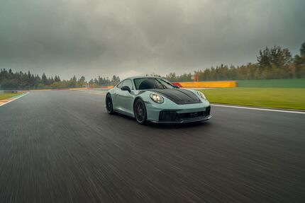 Porsche 992 3.900 km 226.100 € Leonberg 71229