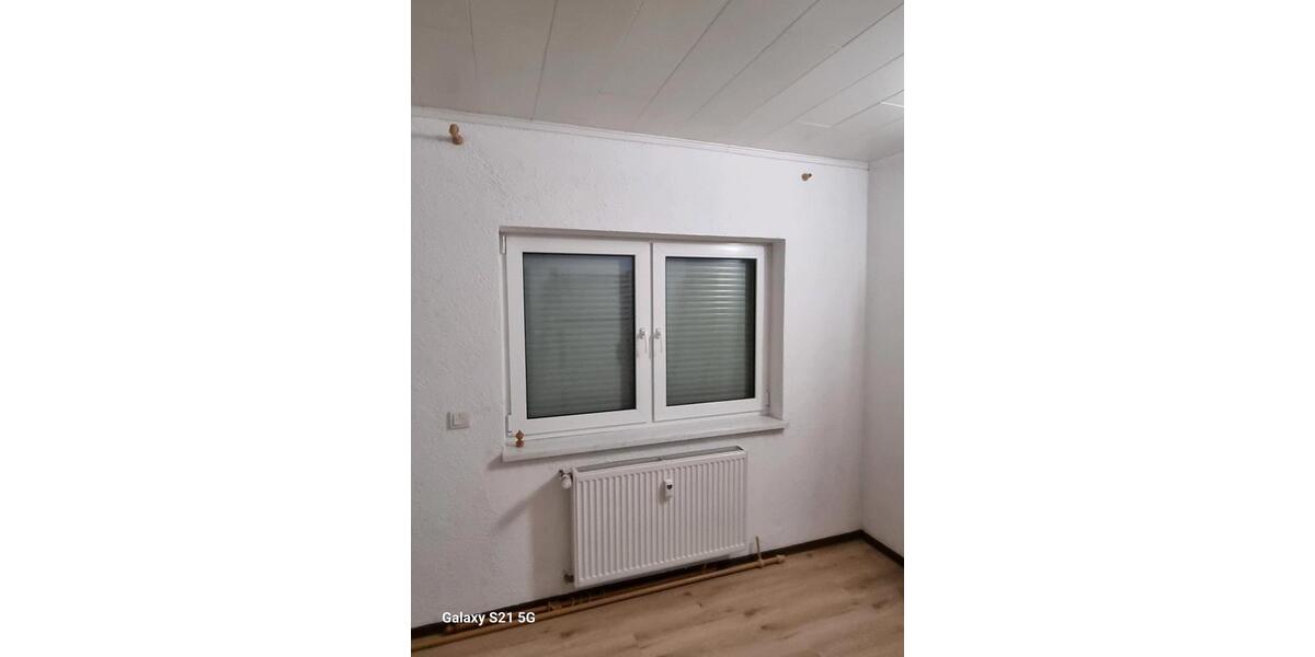 Etagenwohnung Kraichtal - 2 Zimmer, 42 m&sup2;, 450&euro; | Angebot:25280231