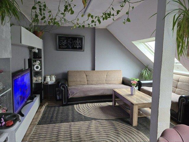 Dachgeschoßwohnung Pforzheim - 3 Zimmer, 95 m&sup2;, 199.000&euro; | Angebot:26058386