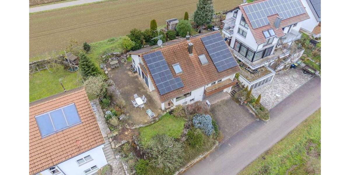 Einfamilienhaus Markgröningen / Schönbühlhof Schönbühlhof - 7 Zimmer, 227 m&sup2;, 698.000&euro; | Angebot:25704161