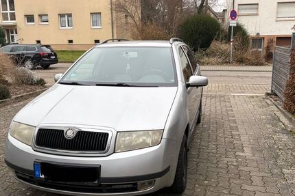 Skoda Fabia 412.000 km 995 &euro; Karlsruhe 76229