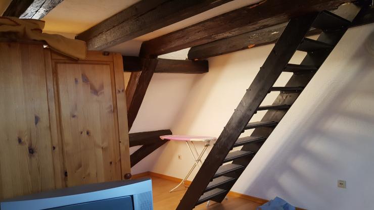 Dachgeschoßwohnung Weil der Stadt - 3 Zimmer, 1.050&euro; | Angebot:26145044