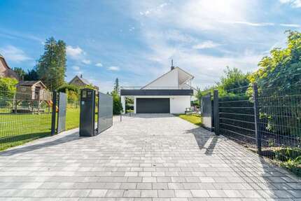 Haus zum Kaufen in Rutesheim 1.495.000 € 250 m² 6.5 zimmer