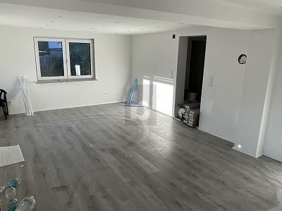 CHARMANTES ANWESEN KOMPLETT SANIERT