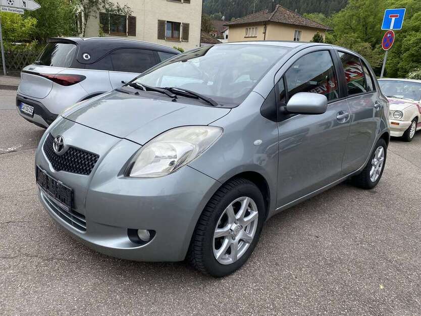 Yaris