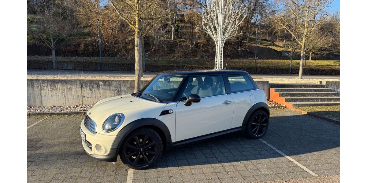 Mini Cooper Coupé 150.000 km 5.900 &euro; weissach 71287