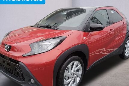 Toyota Aygo (X) 17.300 km 13.700 &euro; Leonberg 71229