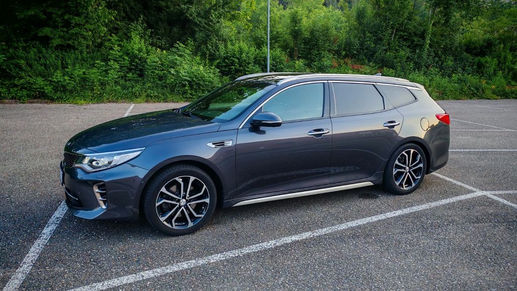 Kia Optima 90.000 km 16.490 &euro; Gaggenau 76571