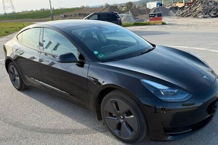 Tesla Model 3 45.000 km 32.900 &euro; Bretten 75015