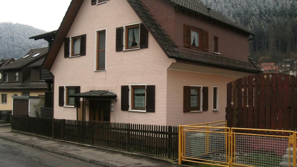 Mehrfamilienhaus, Wohnhaus Bad Wildbad - 10 Zimmer, 182 m&sup2;, 357.000&euro; | Angebot:27251626
