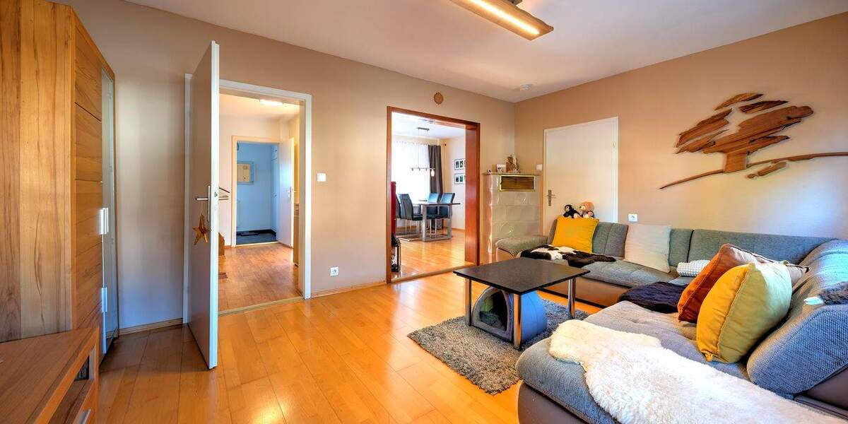 Reihenmittelhaus Sindelfingen Darmsheim - 5 Zimmer, 128 m&sup2;, 399.000&euro; | Angebot:25694971