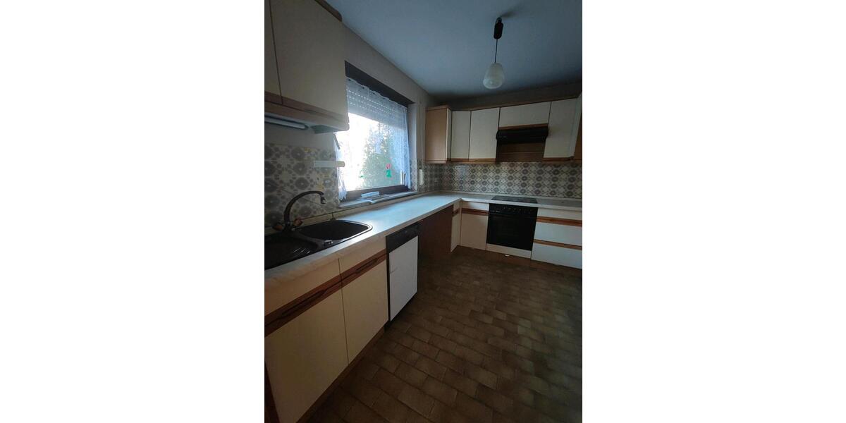 Doppelhaushälfte Leonberg - 6 Zimmer, 146 m&sup2;, 500.000&euro; | Angebot:27142346