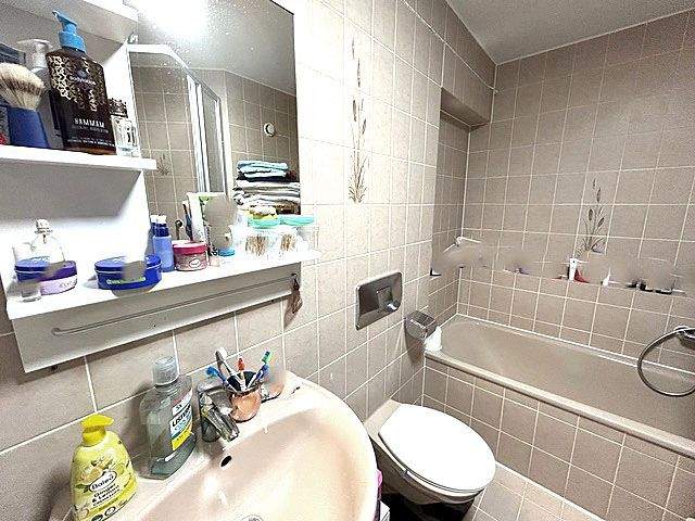 Terrassenwohnung Neuenbürg - 3 Zimmer, 219.000&euro; | Angebot:25139921