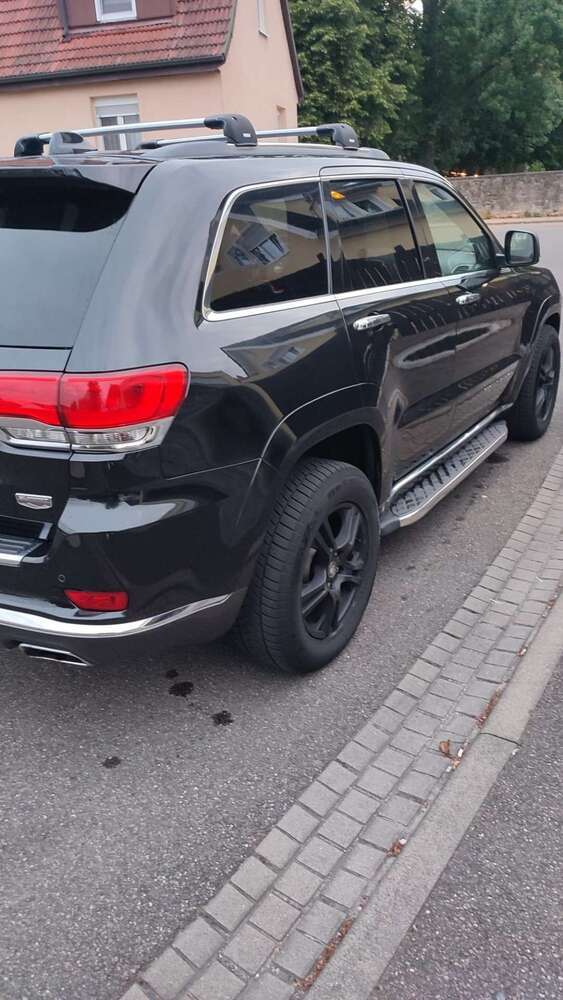 Grand Cherokee