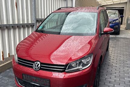 VW Touran 222.545 km 8.490 &euro; Magstadt 71106