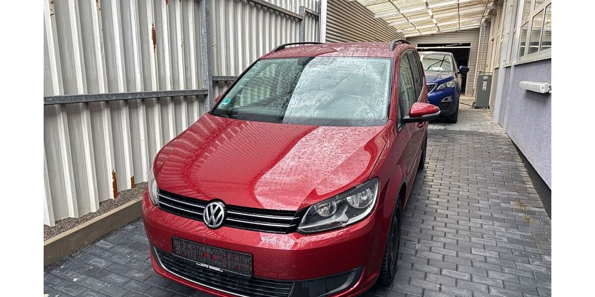 VW Touran 222.545 km 8.490 &euro; Magstadt 71106