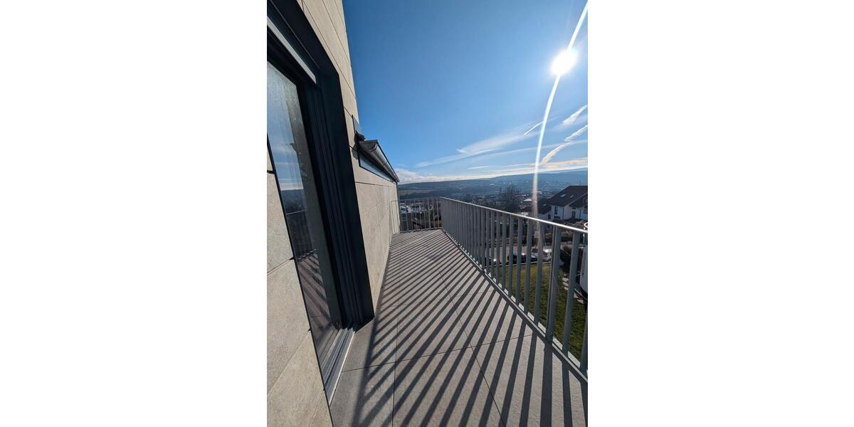 Etagenwohnung Pforzheim Nordstadt - 5 Zimmer, 150 m&sup2;, 2.250&euro; | Angebot:26312990