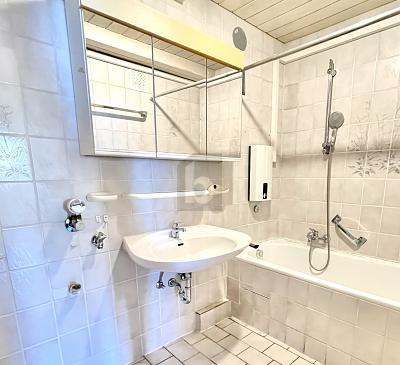 MODERNISIERTE KAPITALANLAGE IN BEGEHRTER LAGE - Etagenwohnung Pforzheim | Angebot:27685265