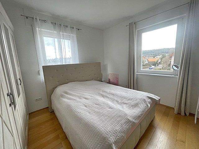 Etagenwohnung Pforzheim Südweststadt - 2 Zimmer, 79 m&sup2;, 670&euro; | Angebot:25139922