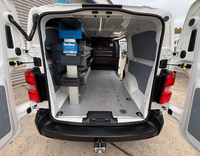 Opel Vivaro 41.843 km 19.900 € Sindelfingen 71065