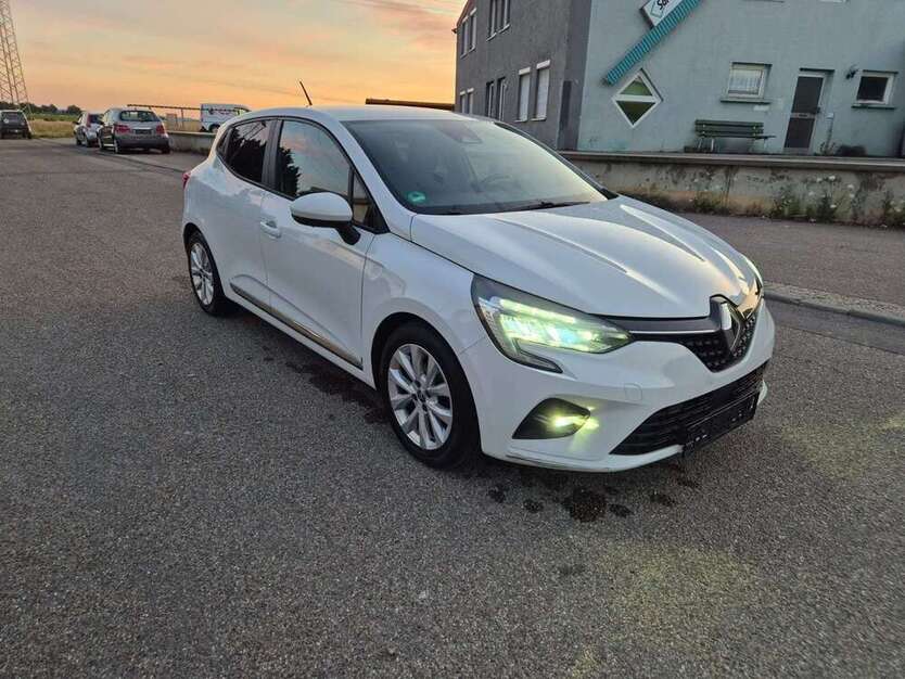 Renault Clio 123.900 km 7.890 € Wiernsheim 75446