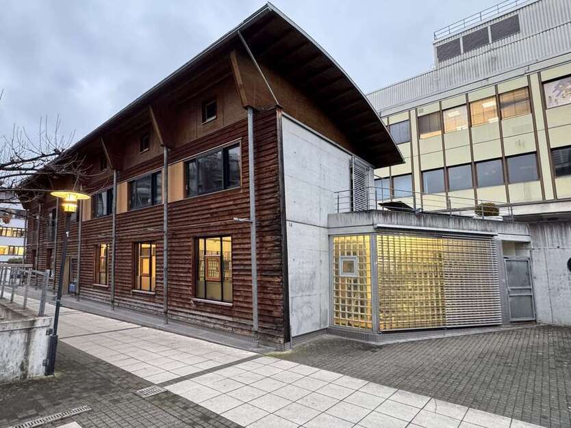 Haus zum Kaufen in Böblingen 685.000 € 200 m²