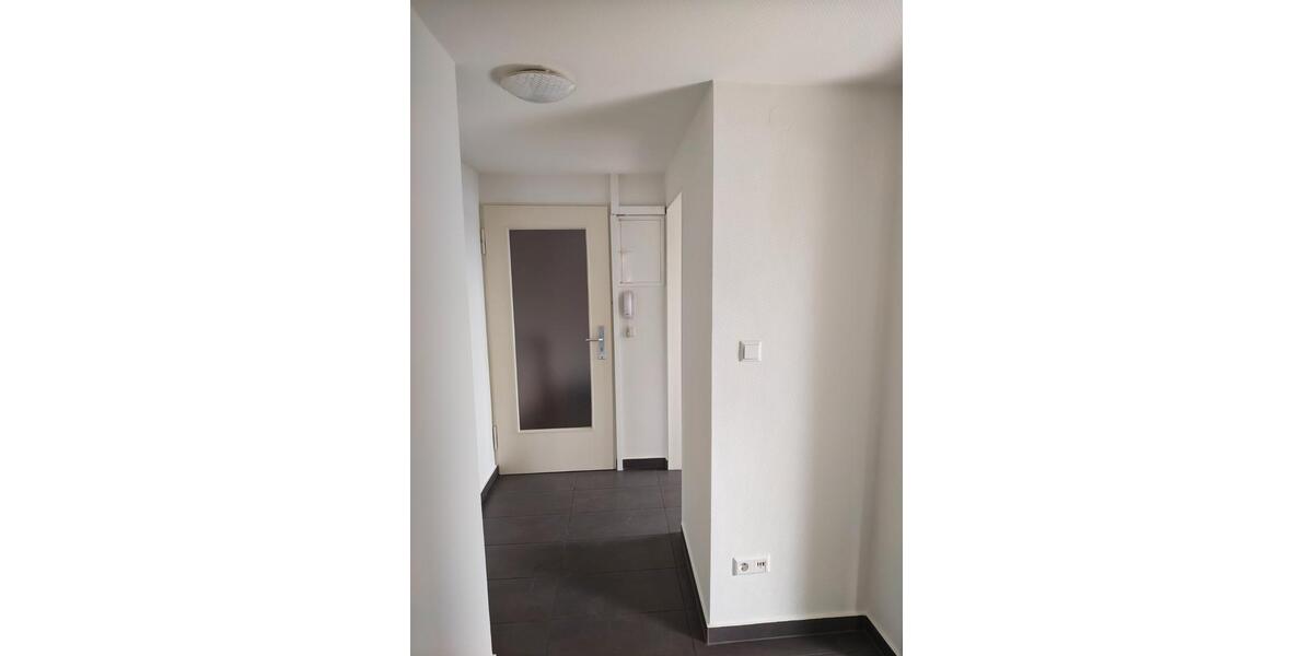 Dachgeschoßwohnung Rutesheim - 3 Zimmer, 49 m&sup2;, 500&euro; | Angebot:26403411