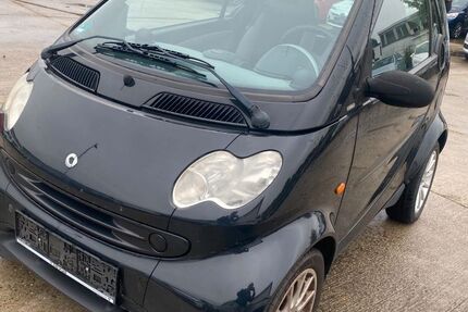 Smart ForTwo 160.000 km 900 € Bruchsal 76646