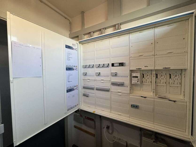 Investieren im Silberstreifen: Wohn-Gewerbeimmobilie mit Garten, Garage & Flexibilitä 6 zimmer