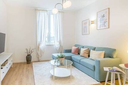 2 Zimmer Wohnung mit Balkon