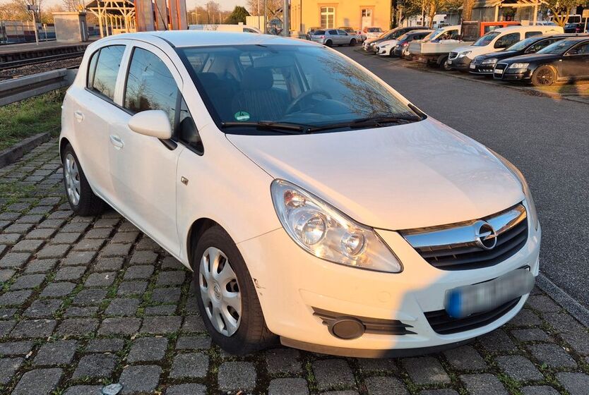 Opel Corsa 204.000 km 2.500 € Sachsenheim 74343