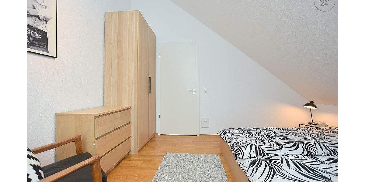 Hochwertig möblierte Wohnung mit TG und Loggia in Ditzingen 2 zimmer