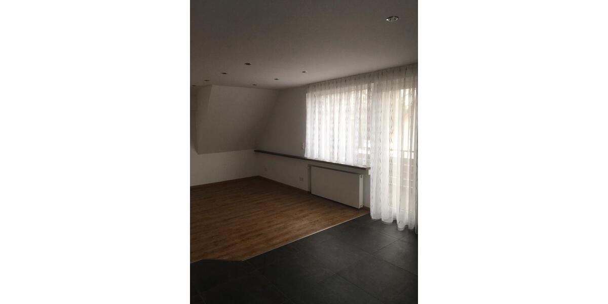 Etagenwohnung Rutesheim - 3.5 Zimmer, 96 m&sup2;, 1.300&euro; | Angebot:26611945