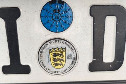 VW Golf 256.000 km 1.299 € Hochdorf - Eberdingen 71735