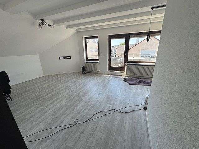 Etagenwohnung Leonberg - 2.5 Zimmer, 61 m&sup2;, 730&euro; | Angebot:26914669