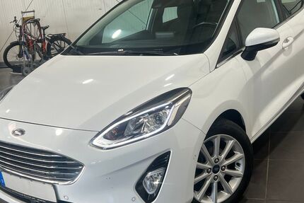 Ford Fiesta 95.000 km 10.995 € Bretten 75015