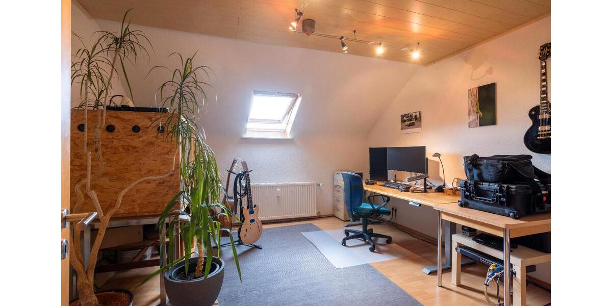 Dachgeschoßwohnung Karlsruhe Innenstadt-Ost - 3 Zimmer, 65 m&sup2;, 269.000&euro; | Angebot:24841717