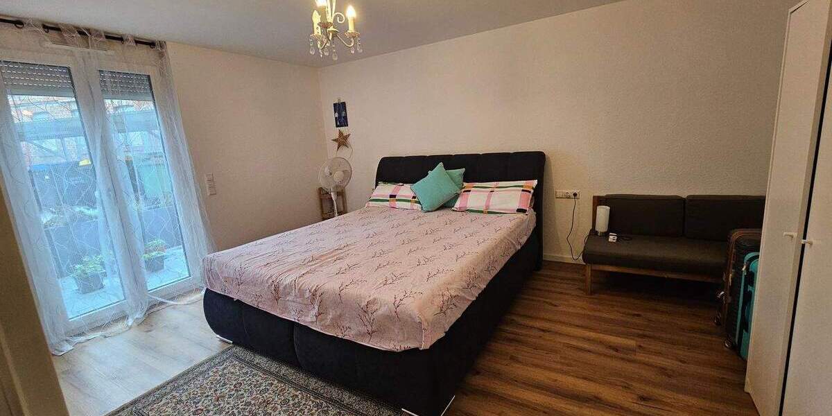 Terrassenwohnung Markgröningen - 3 Zimmer, 100 m&sup2;, 1.330&euro; | Angebot:25802211