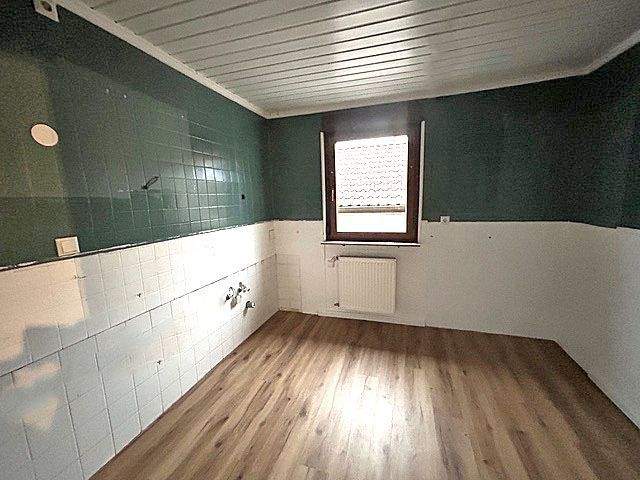 Etagenwohnung Birkenfeld - 4 Zimmer, 82 m&sup2;, 850&euro; | Angebot:25668670