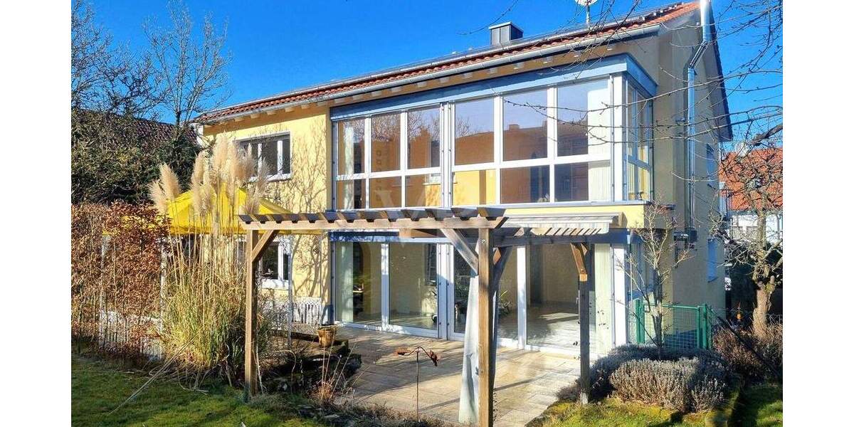 Mehrfamilienhaus, Wohnhaus Pforzheim / Sonnenberg Sonnenberg - 9 Zimmer, 236 m&sup2;, 849.000&euro; | Angebot:24874943