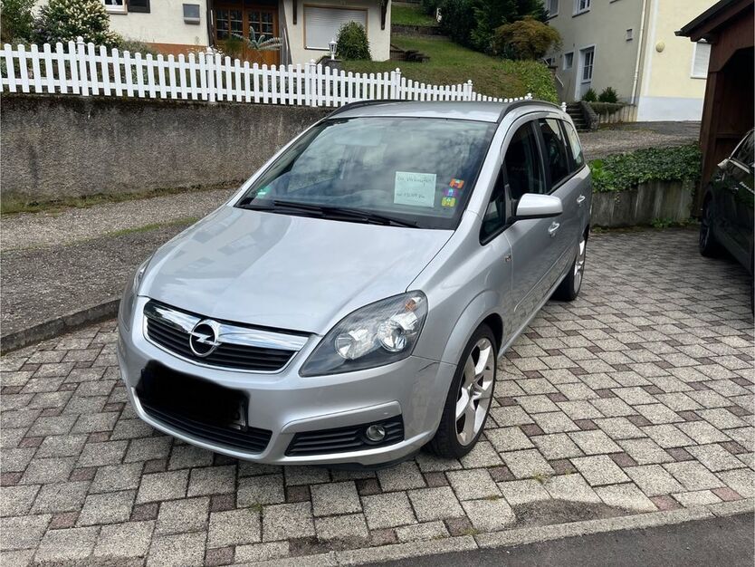 Opel Zafira 132.700 km 2.999 € Bad Wildbad 75323