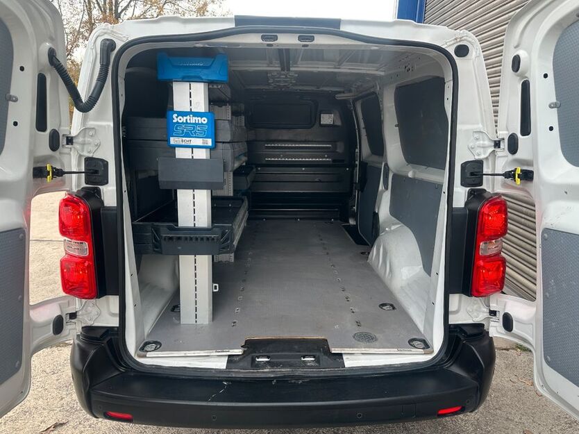 Opel Vivaro 45.386 km 19.400 € Sindelfingen 71065